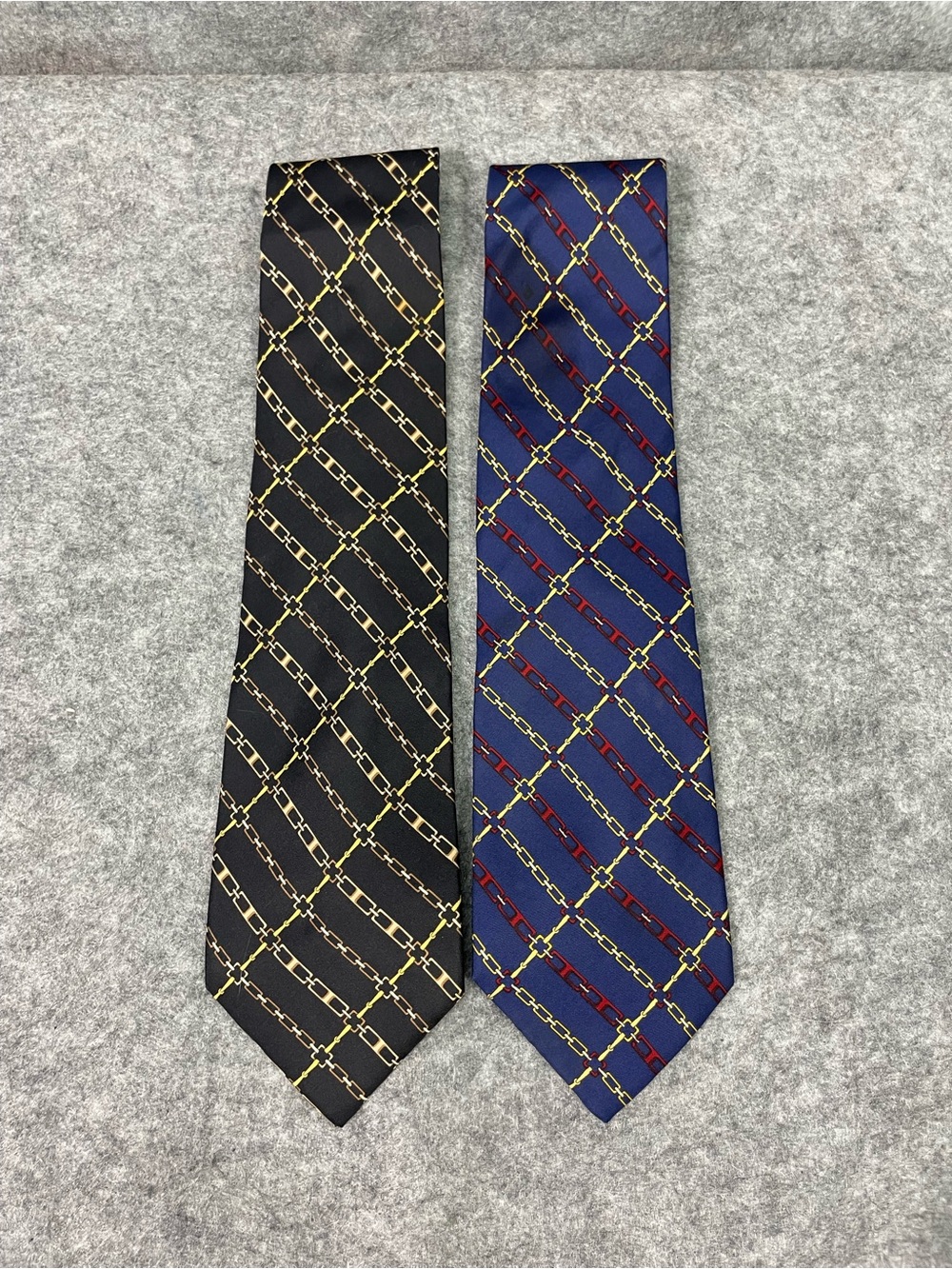 Lot Of 2 Authentic Fendi Vintage Italian Silk Neckties Tie Diamon Grid Goldchain